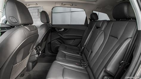 audi q7 seatback interior.